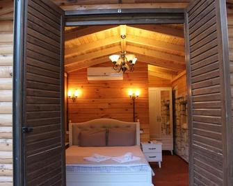 Aral Turkuaz Butik Otel - Cesme - Bedroom