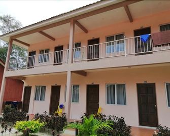 Samudra Beach Chalet - Pulau Perhentian Besar - Edificio