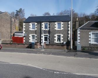 Monorene Guest House - Galashiels - Building