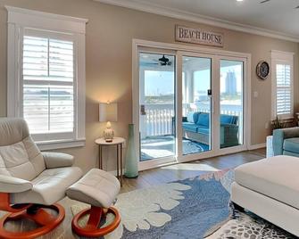Lost Key Townhomes #14225 - Deja Blue - Perdido Key - Living room