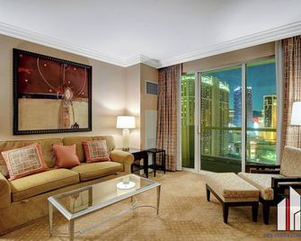 Mgm Signature-29-607 F1 Track & Strip View Balcony - Las Vegas