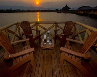 Royal Nadi Resort - Nyaungshwe - Balcony