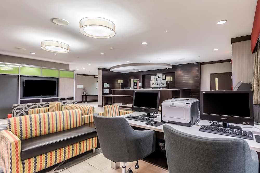 Holiday Inn Indianapolis Downtown By IHG thumbnail 3
