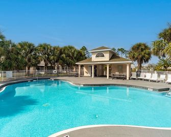 3 Bedroom Renovated Vacation Rental close to the beach in Panama City Beach, Fl - Panama City Beach - Basen