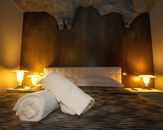 Tra Le Braccia di Morfeo - Terrasini - Slaapkamer