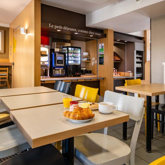 B&B HOTEL Grenoble Université 1