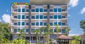 Sixty Six Place Hotel - Trang - Building