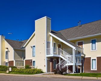 Sonesta ES Suites Providence - Airport - Ворік - Будівля