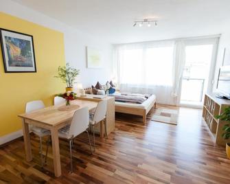 Rafael Kaiser - Apartment Sunlight - Graz - Dining room