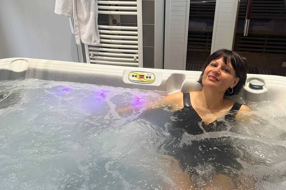 Appartement moderne à La Ferrière-aux-Étangs de 55 m² avec jacuzzi - Flers