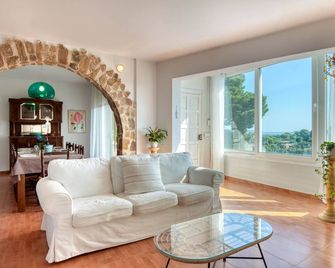 Casona - Pals - Wohnzimmer