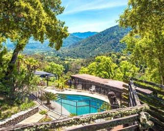 Mountain Paradise - Carmel Valley - Pool