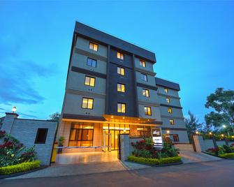 The Athena Hotel Kampala - Kampala - Bygning