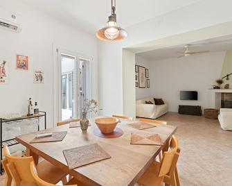 I Tre Nuraghi - Tresnuraghes - Comedor