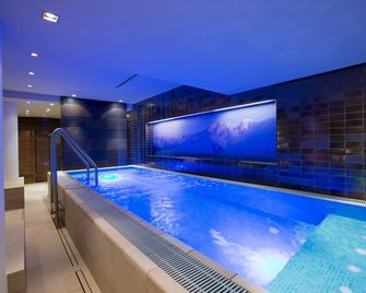 Hotel Angela - Lech am Arlberg - Pool