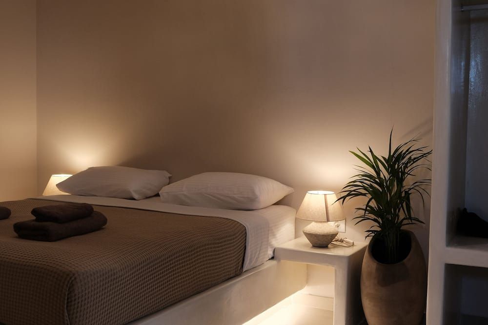 Cycladic Charm - Naousa - Bedroom
