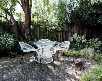 Unique Sculptured House with Private Beach Access - La Selva Beach - Patio