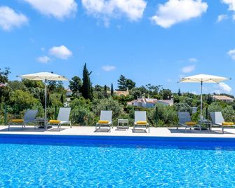 Carvoeiro Gardens - Praia do Carvoeiro - Bazén