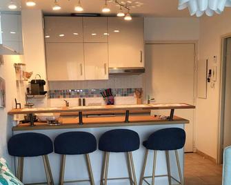 Calvi / Downtown / t2 sea 200m - Calvi - Kitchen