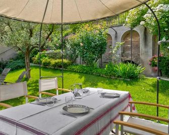Luisa Smile - Guarene - Patio
