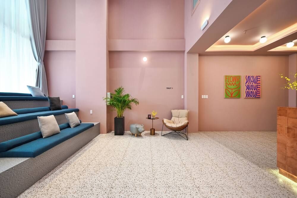 Brown Dot Hotel Saigon Airport