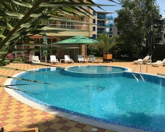 Beatris Family House - Sunny Beach - Pool