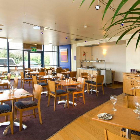 Premier Inn Southampton Airport image 1