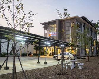 Naiya Place - Kanchanaburi - Edificio