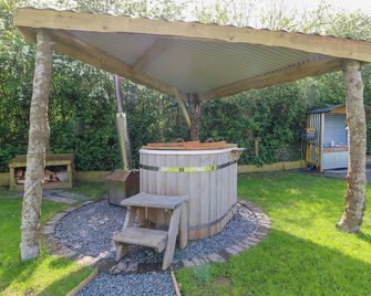 Llety Llanfair - Caernarfon - Innenhof