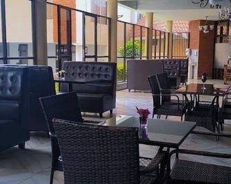 Grand Winston Hotel - Nakuru - Restaurant