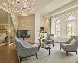 Párisi Udvar Hotel Budapest, part of Hyatt - Budapest - Bedroom