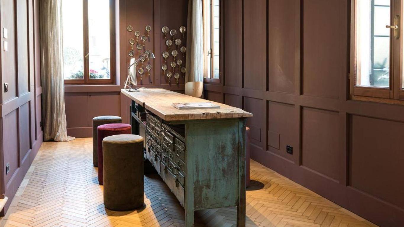 Hotel 5 Colonne