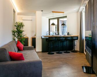 Luxury Apartment Mulino - Meran - Wohnzimmer