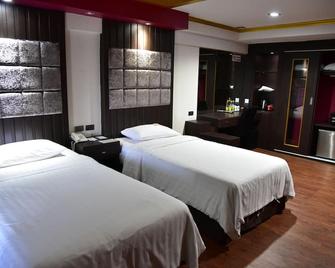 Grand Pink Hotel Hatyai - Hat Yai - Bedroom