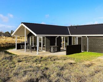 5 star holiday home in Hirtshals - Hirtshals