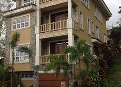 Canyon Woods Resort Tagaytay Area Stay Rent Furnished House And Play Golf - Laurel - Gebäude