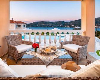 Grand View Villas - Samos - Balcón