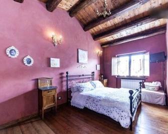 Al Vecchio Fontanile B&B - Ladispoli - Camera da letto