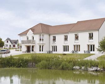 L'Orée des Châteaux - Bracieux - Gebäude