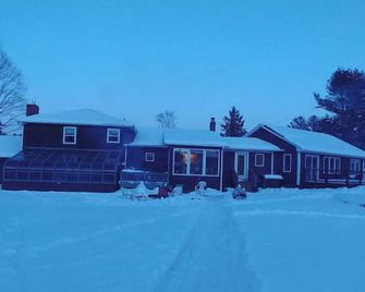 Spacious country retreat close to town and nature, Sylvana Farm VT - Montpelier - Gebäude