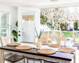 Cozy getaway - 5 min drive to beach - Cape May