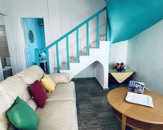 Petradi Hotel - Mylopotas - Sala de estar