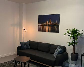Studio Gelegen in het Centrum van Antwerpen - Anvers - Salon