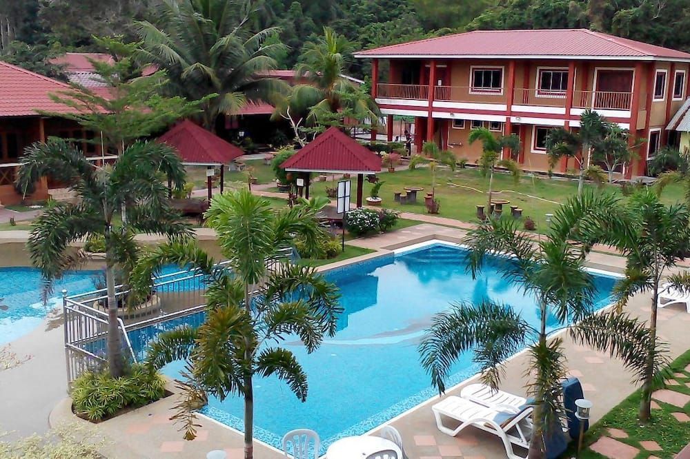 Purnama Beach Resort