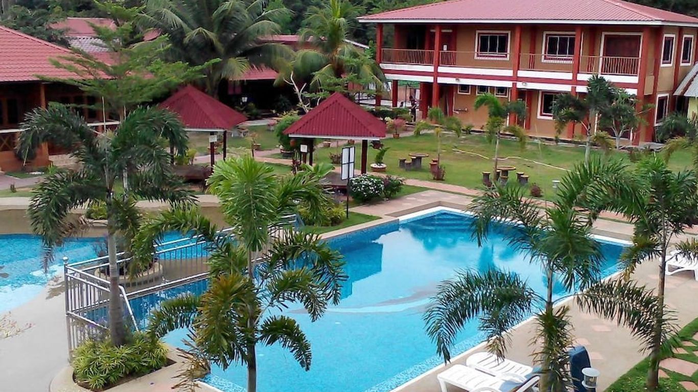 Purnama Beach Resort
