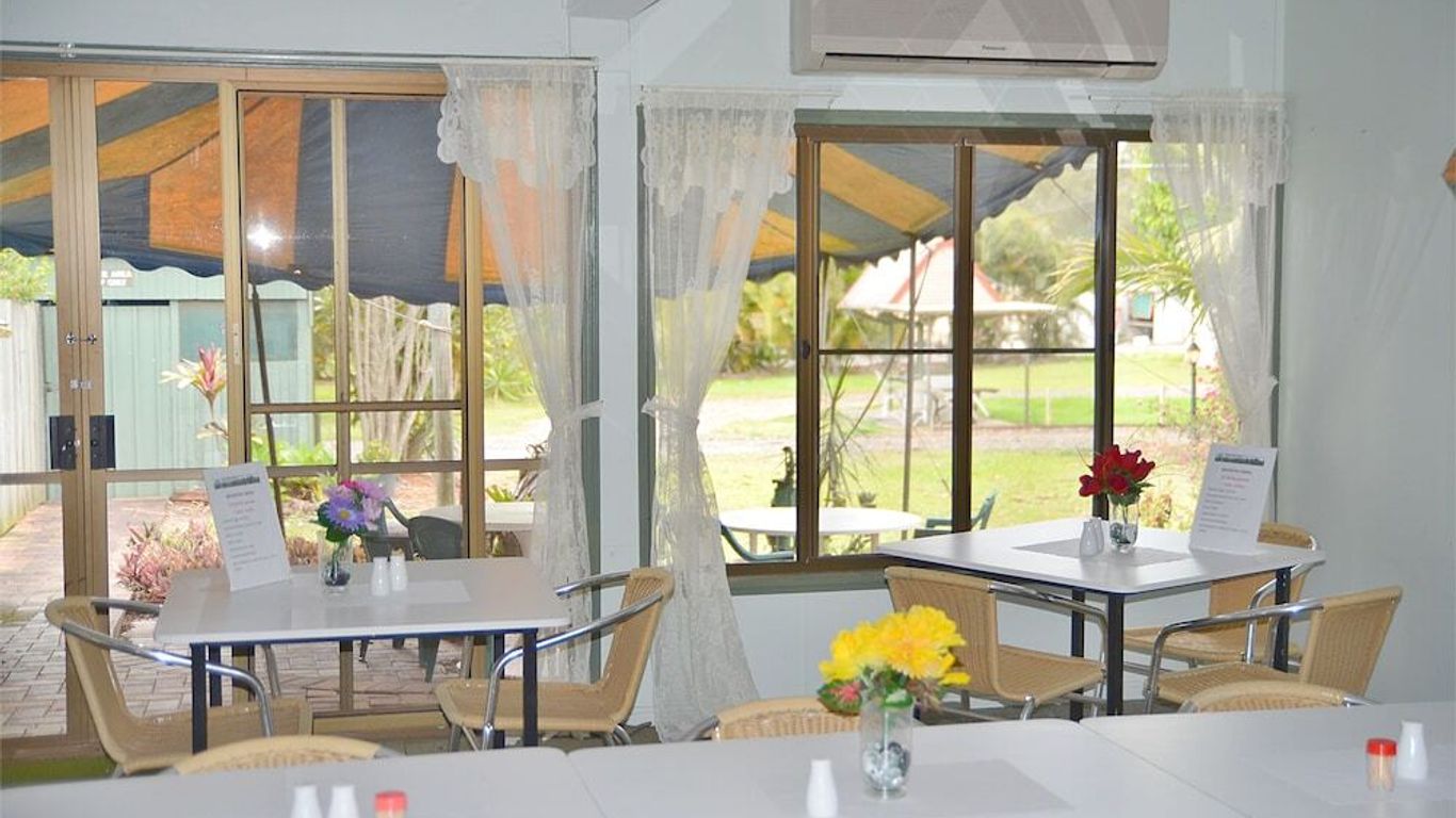 Beerwah Glasshouse Motel