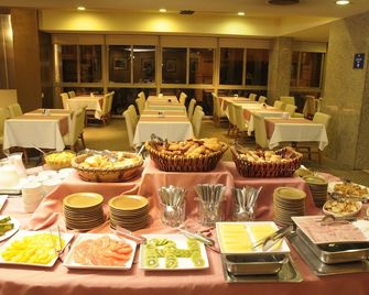 Ariston Hotel - Ροσάριο - Μπουφές