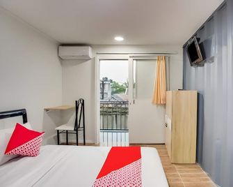 Capital O 3300 Nadjara Residence Syariah - Giacarta