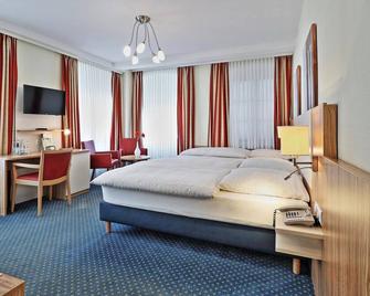 هوتل تريرر هوف - كوبلينز - غرفة نوم