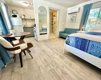 The Pines Inn and Cottages - Grass Valley